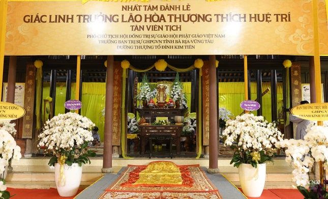 Giác linh đường Hòa thượng Thích Huệ Trí tại tổ đình Kim Tiên