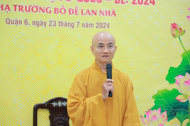 Thượng tọa Thích Thiện Quý ban đạo từ Thượng tọa Thích Thiện Quý ban đạo từ