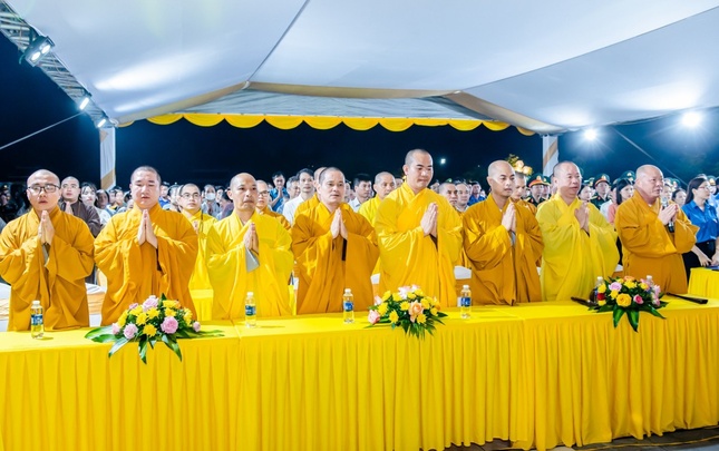 Chư Tăng đồng tụng Bát-nhã tâm kinh