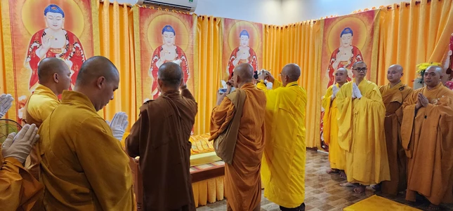 Sái tịnh nhục thân