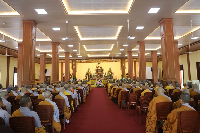 Quang cảnh buổi gặp mặt