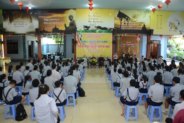 Quang cảnh buổi lễ