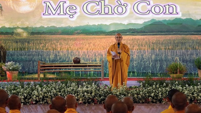 Đại đức Thích Thiện Hưng phát biểu khai mạc