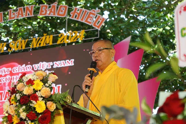 Thượng tọa Thích Pháp Châu phát biểu khai mạc
