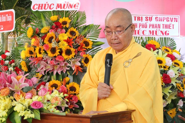 Hòa thượng Thích Minh Nhật phát biểu khai mạc