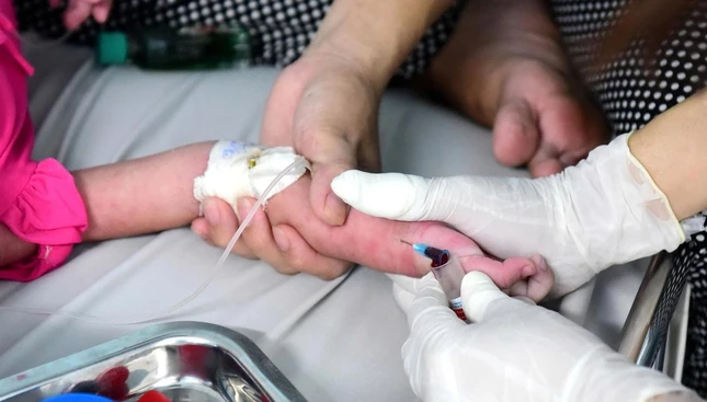 Trẻ điều trị sởi tại Bệnh viện Nhi đồng 1 TP.HCM - Ảnh: Duyên Phan Trẻ điều trị sởi tại Bệnh viện Nhi đồng 1 TP.HCM - Ảnh: Duyên Phan