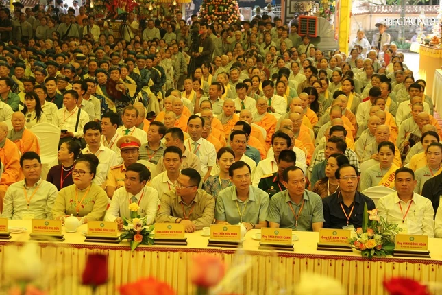 Đại biểu tham dự