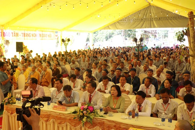 Quang cảnh buổi lễ Quang cảnh buổi lễ