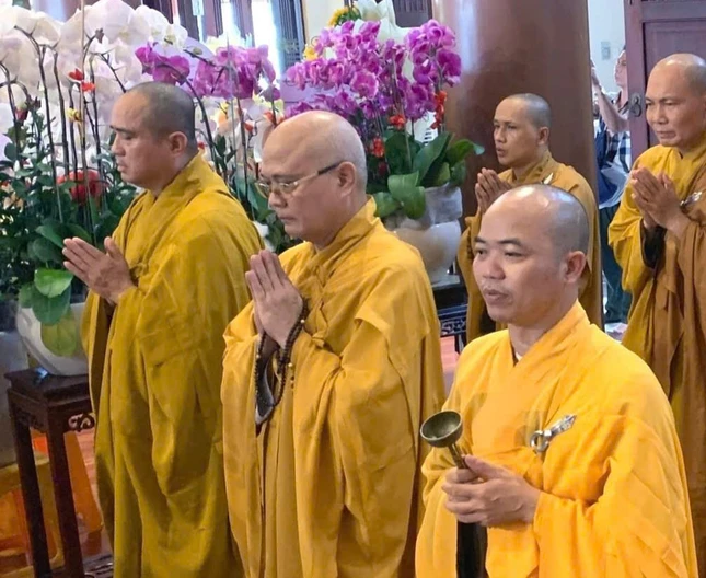 Nhất tâm cầu nguyện