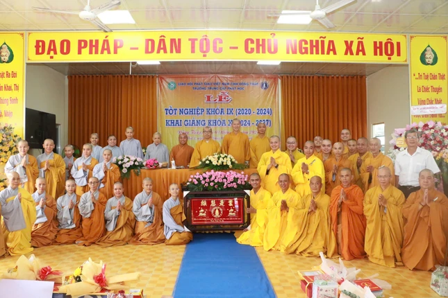 Lưu niệm tại buổi lễ