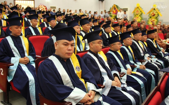 134 Tăng Ni sinh tốt nghiệp Cử nhân Phật học 134 Tăng Ni sinh tốt nghiệp Cử nhân Phật học