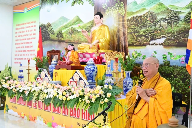 Hòa thượng Thích Thanh Giác ban đạo từ