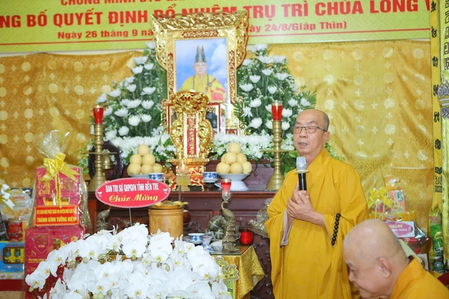 Hòa thượng Thích Nhựt Tấn ban đạo từ