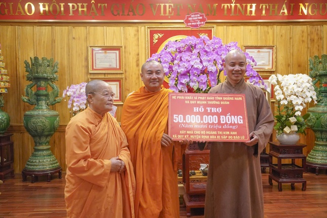Hệ phái Khất sĩ hỗ trợ 50 triệu đồng xây nhà Hệ phái Khất sĩ hỗ trợ 50 triệu đồng xây nhà