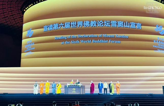 Lễ bế mạc, ra tuyên bố Ninh Ba sau 3 ngày diễn ra Diễn đàn Phật giáo thế giới lần thứ 6 tại tỉnh Chiết Giang, Trung Quốc