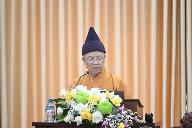 Hòa thượng Thích Thanh Quyết phát biểu chào mừng