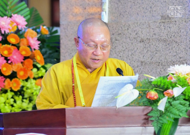 Hòa thượng Thích Gia Quang phát biểu