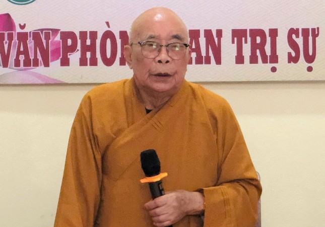 Hòa thượng Thích Thiện Tấn phát biểu khai mạc