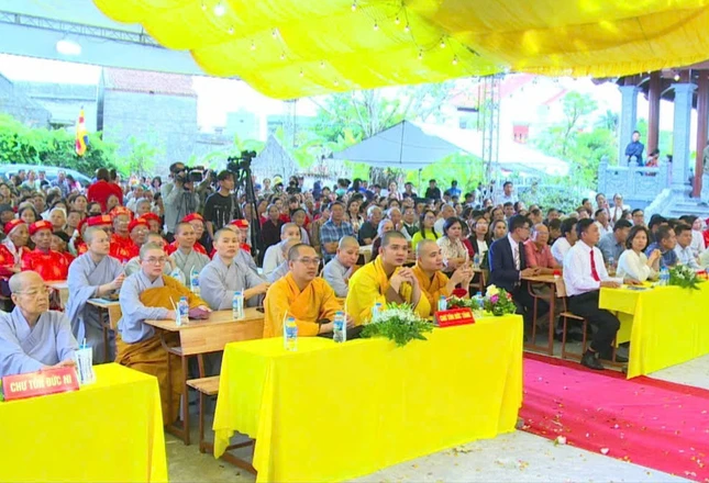 Chư Tăng Ni, đại biểu, Phật tử tham dự