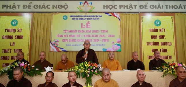 Trưởng lão Hòa thượng Thích Như Tín ban đạo từ Trưởng lão Hòa thượng Thích Như Tín ban đạo từ