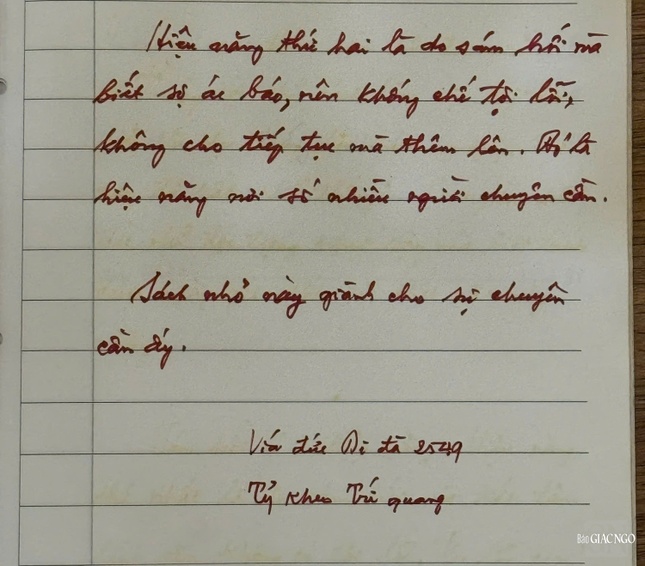 Thủ bút của Trưởng lão Hòa thượng Thích Trí Quang trong những ngày cuối đời vẫn miệt mài dịch kinh sách