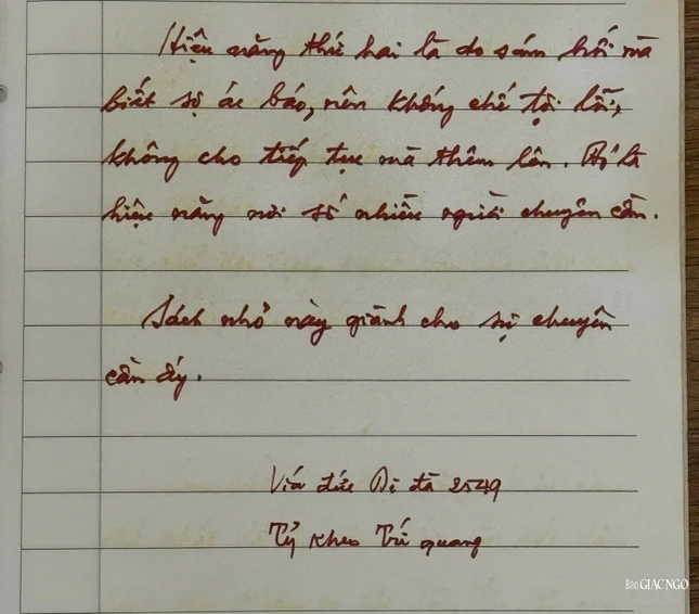 Thủ bút của Trưởng lão Hòa thượng Thích Trí Quang trong những ngày cuối đời vẫn miệt mài dịch kinh sách