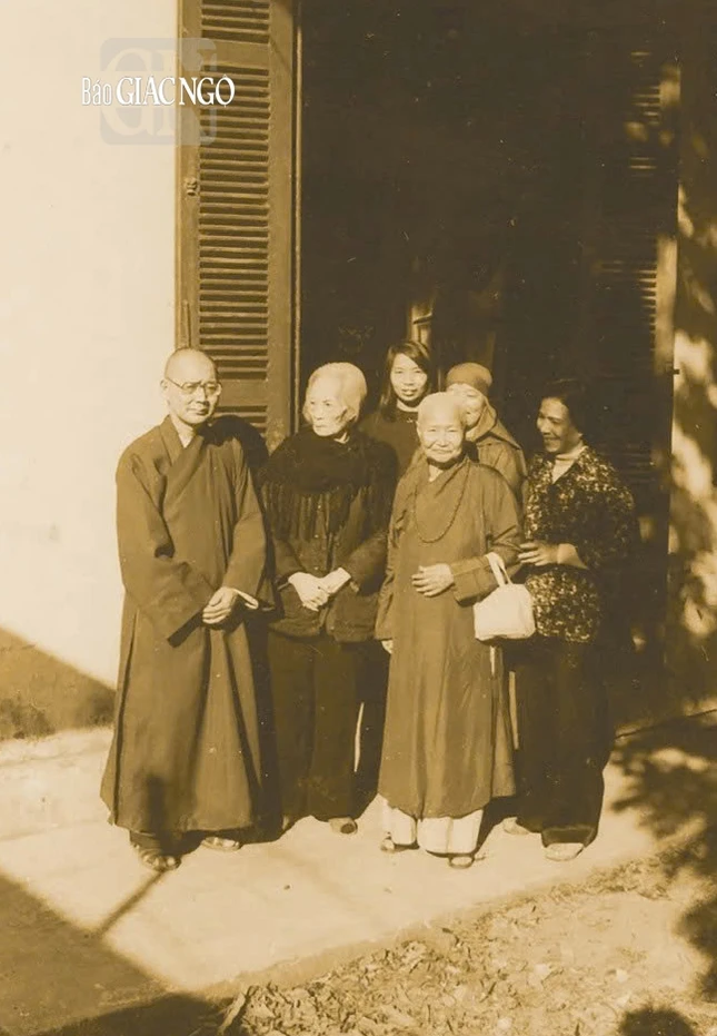 Với Hòa thượng Thích Thiện Châu