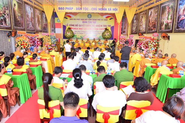 Quang cảnh buổi lễ