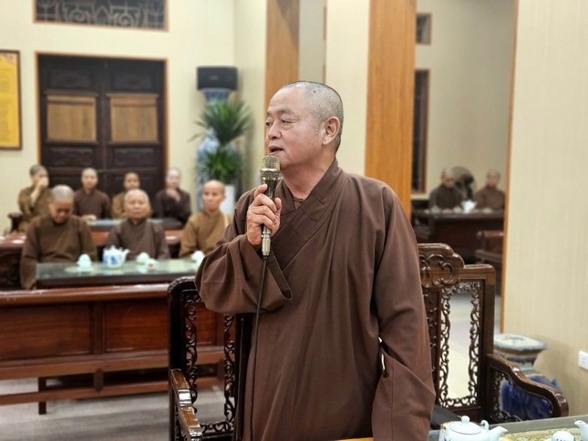 Thượng tọa Thích Thanh Hòa phát biểu khai mạc Thượng tọa Thích Thanh Hòa phát biểu khai mạc