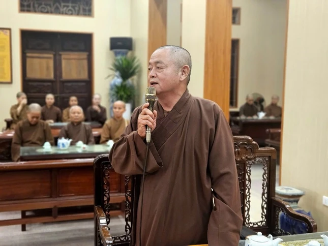 Thượng tọa Thích Thanh Hòa phát biểu khai mạc