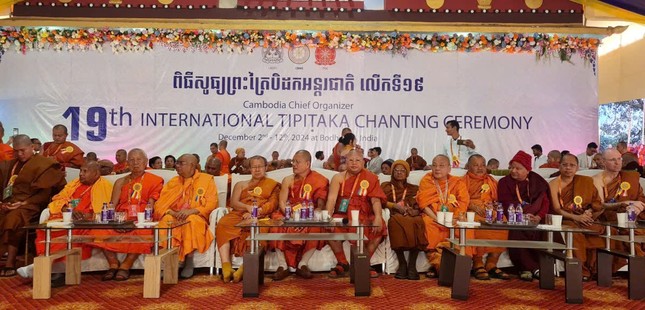 Phái đoàn Phật giáo Việt Nam do Hòa thượng Thích Bửu Chánh dẫn đầu