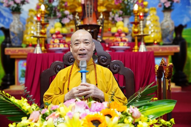 Hòa thượng Thích Bảo Nghiêm ban đạo từ Hòa thượng Thích Bảo Nghiêm ban đạo từ