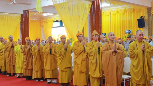 Nhất tâm cầu nguyện