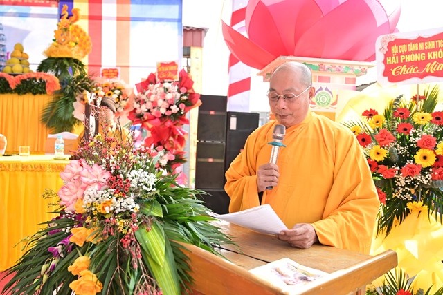 Thượng tọa Thích Tục Minh công bố quyết định bổ nhiệm trụ trì chùa Phúc Sơn