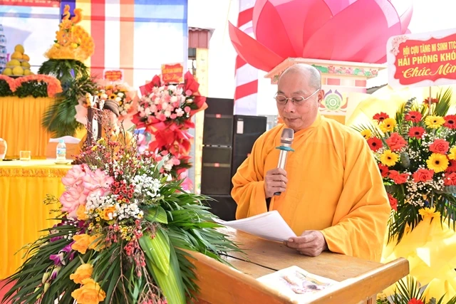 Thượng tọa Thích Tục Minh công bố quyết định bổ nhiệm trụ trì chùa Phúc Sơn