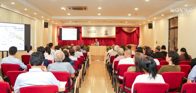 Quang cảnh buổi thuyết trình