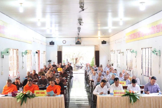 Chư Tăng Ni, đại biểu tham dự hội nghị