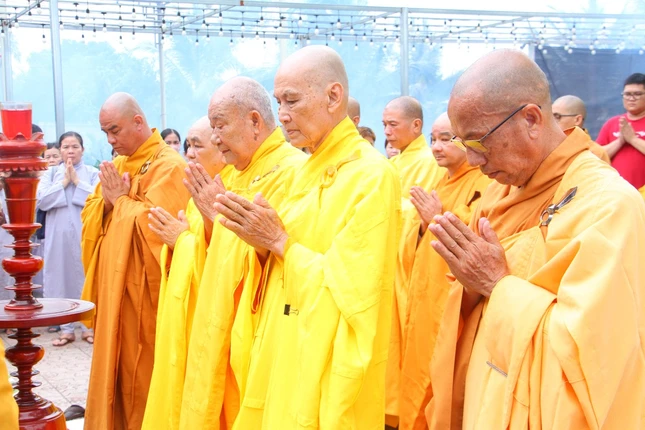 Khóa lễ cầu nguyện