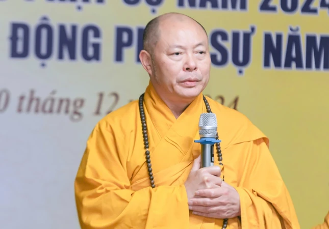 Thượng tọa Thích Tâm Định phát biểu