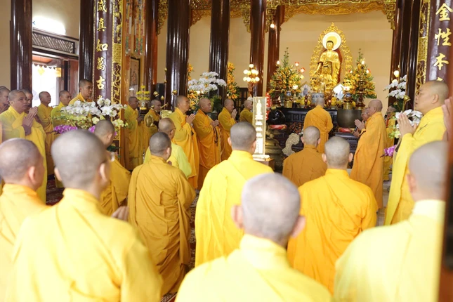 Quang cảnh buổi lễ