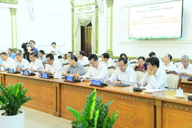 Đại biểu tham dự