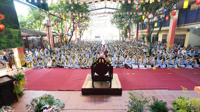 Lắng nghe lời chỉ dạy