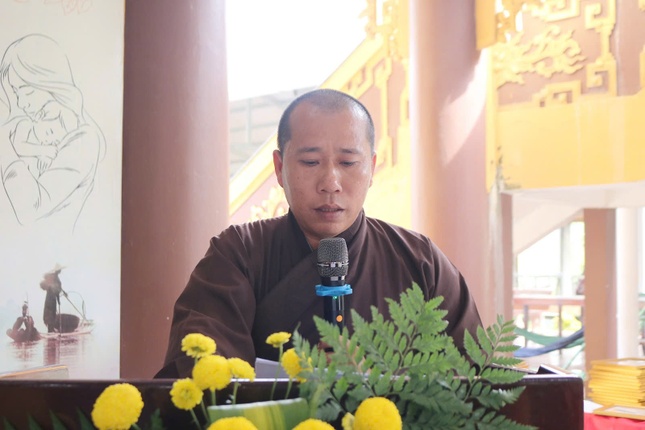 Đại đức Thích Vĩnh Nghĩa báo cáo tổng kết Phật sự năm 2024 và trình phương hướng hoạt động năm 2025