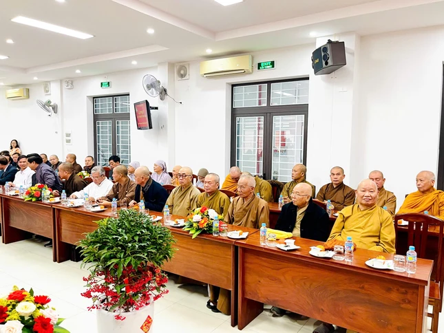 Chư tôn giáo phẩm tỉnh Bình Định tham dự