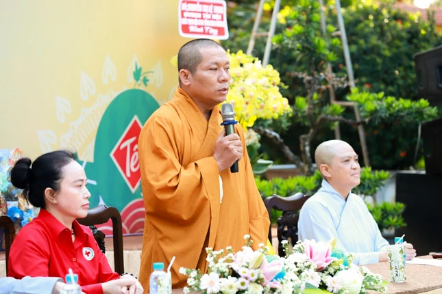 Thượng tọa Thích Thiện Tánh phát biểu