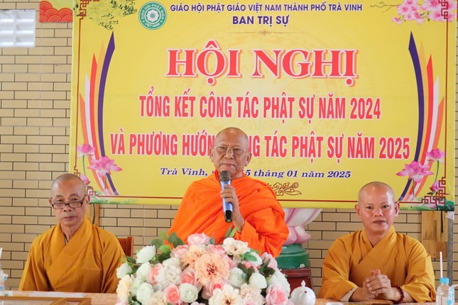 Hòa thượng Thạch Sok Xane ban đạo từ