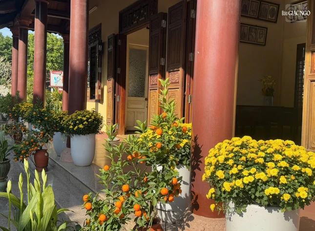 Một góc chùa Từ Đàm