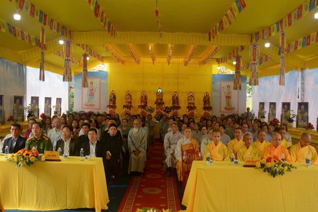 Quang cảnh buổi lễ