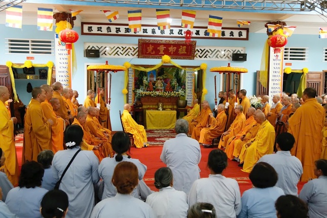 Giác linh đường Trưởng lão Hòa thượng Thích Giác Trí tại chùa Long Hòa