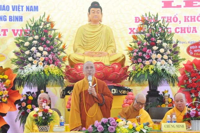 Hòa thượng Thích Phước Minh ban đạo từ